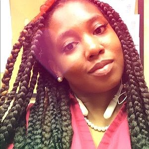 Meet your Posher, Nicole